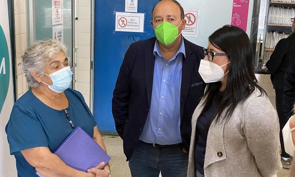 Médicos especialistas atendieron en Perquenco